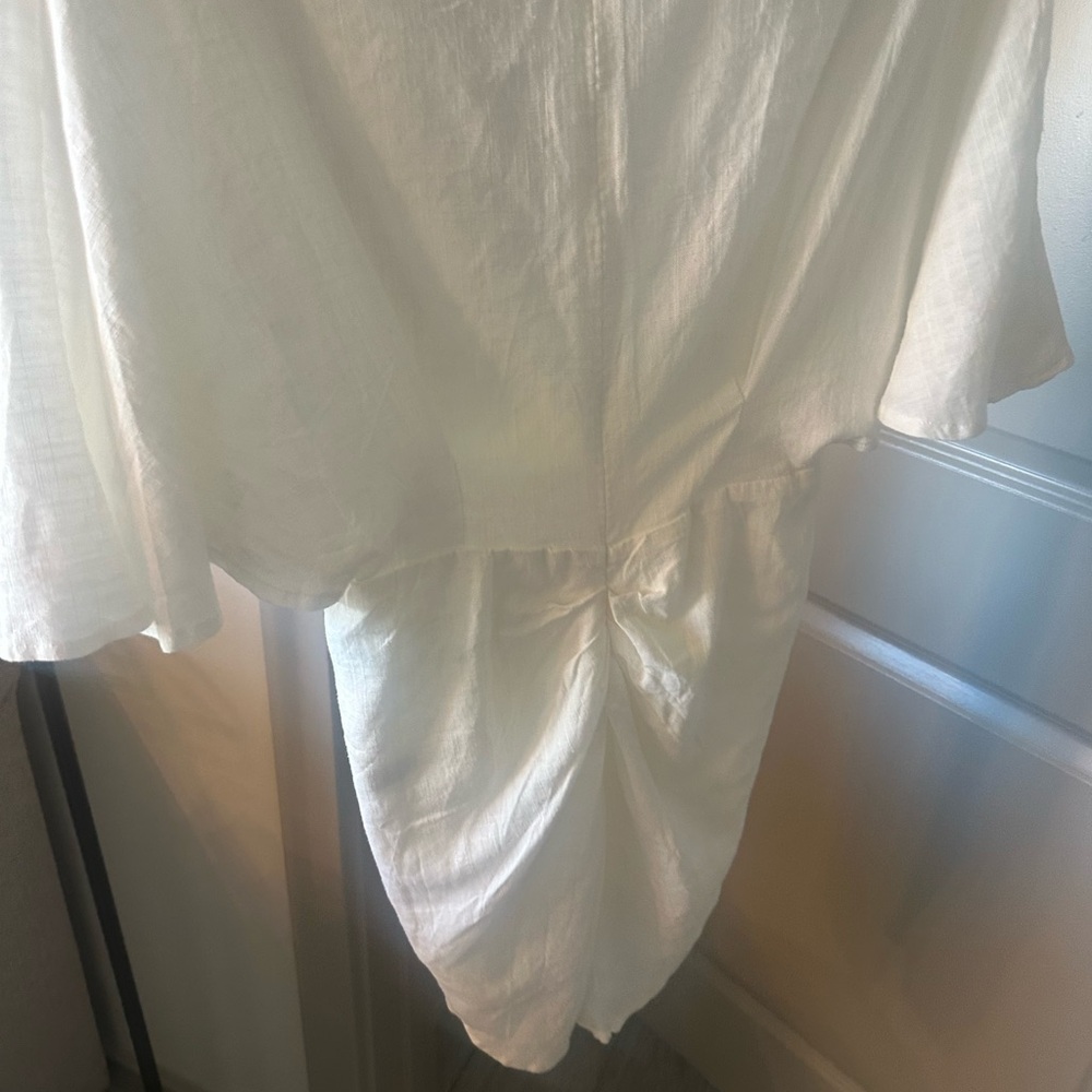 White Linen Dress - Picture 3 of 4